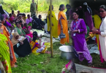 ದಾಂಡೇಲಿ ಅತಿಕ್ರಮಣ ವಿವಾದ: ಮಹಿಳೆಯರಿಂದ ನಮಗೂ ಮನೆ ಕಟ್ಟಲು ಜಾಗೆ ಕೊಡಿ ಹೋರಾಟ
