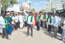 ಗದಗ: ರೈತರ ಉಗ್ರ ಚಳವಳಿಗೆ ಮಣಿದ ಸರ್ಕಾರ, ಸತ್ಯಾಗ್ರಹ ಅಂತ್ಯ