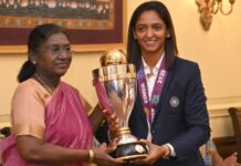 ರಾಷ್ಟ್ರಪತಿ ಮುರ್ಮುರನ್ನು ಭೇಟಿಯಾದ ವಿಶ್ವಕಪ್ ವಿಜೇತ ಭಾರತೀಯ ಮಹಿಳಾ ತಂಡ