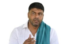 ಕಬ್ಬು ಬೆಳೆಗಾರರ ನ್ಯಾಯಯುತ ಬೇಡಿಕೆ ಸರ್ಕಾರ ಈಡೇರಿಸಲಿ, ವಿಳಂಬ ಮಾಡಿದಷ್ಟು ಜಟಿಲ