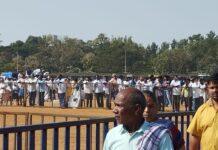 ಸುಡುಬಿಸಿಲಲ್ಲೂ ಎಸ್ಸೆಸ್ ಅಂತಿಮ ದರ್ಶನಕ್ಕೆ ಹರಿದು ಬಂದ ಜನಸಾಗರ