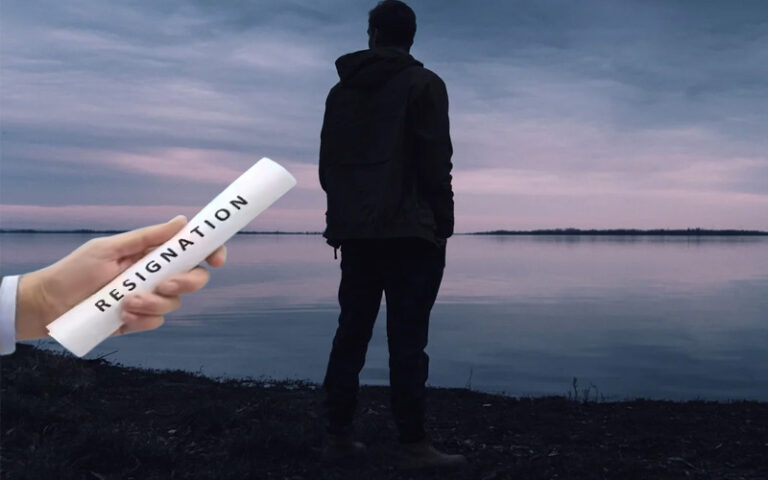 ಆರು ತಿಂಗಳ ಸಂಬಳವಿಲ್ಲದೆ ಗುತ್ತಿಗೆ ವೈದ್ಯಾಧಿಕಾರಿ ರಾಜೀನಾಮೆ! – ಸರ್ಕಾರದ ವಿರುದ್ಧ ವಿಪಕ್ಷ ತೀವ್ರ ವಾಗ್ದಾಳಿ