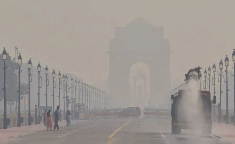 ವಾಯುಮಾಲಿನ್ಯಕ್ಕೆ ತತ್ತರಿಸಿದ ದೆಹಲಿ: ಹಳೆಯ ಕಾರುಗಳಿಗೆ ನೋ ಎಂಟ್ರಿ