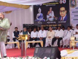 ಮೂಢನಂಬಿಕೆಗಳಿಂದ ಹೊರಬಂದು ವಿಜ್ಞಾನ–ತಂತ್ರಜ್ಞಾನ ದಿಕ್ಕಿನಲ್ಲಿ ಸಾಗಬೇಕು