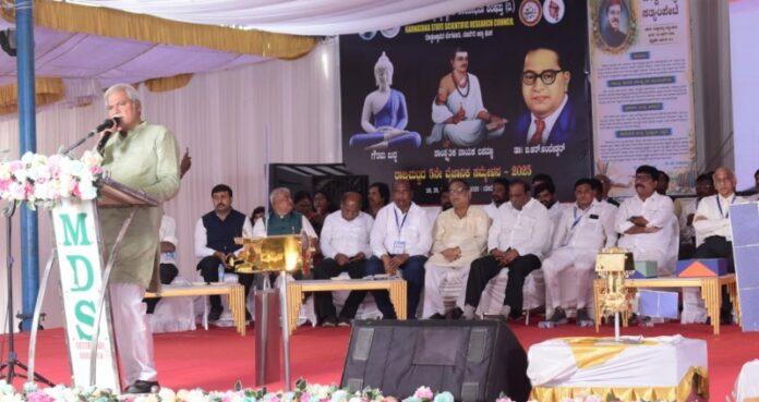 yadgir-scientific-conference-minister-darshanapur-remarks-on-superstition