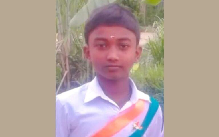 ಮೂವರು ವಿದ್ಯಾರ್ಥಿಗಳಿಗೆ ಕಾರು ಡಿಕ್ಕಿ, ಓರ್ವ ಸಾವು