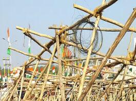 ಹುಬ್ಬಳ್ಳಿಯಲ್ಲಿ ಕಟೌಟ್ ಕುಸಿತ: ಮೂವರು ಗಂಭೀರ ಗಾಯ