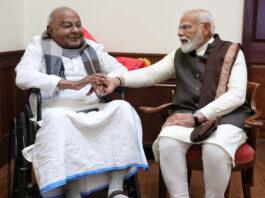 ಅಧಿವೇಶನದ ನಡುವೆ ಪ್ರಧಾನಿ – ಮಾಜಿ ಪ್ರಧಾನಿ ಮಹತ್ವದ ಭೇಟಿ