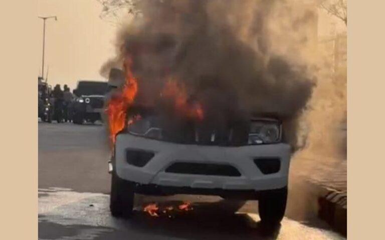 ಆಕಸ್ಮಿಕ ಹೊತ್ತಿಕೊಂಡ ಬೆಂಕಿಗೆ ಹೊತ್ತಿ ಉರಿದ ಜೀಪು