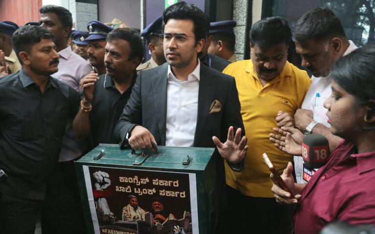 METRO ದರ ಏರಿಕೆ ವಿರುದ್ಧ ಖಾಲಿ ಟ್ರಂಕ್‌ ಹಿಡಿದು ತೇಜಸ್ವಿ ಪ್ರತಿಭಟನೆ