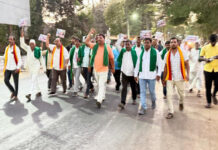 ನೀರಾವರಿ ಯೋಜನೆ ವಿಳಂಬ: ಹಳಿಯಾಳದಲ್ಲಿ ರೈತರ ಪಾದಯಾತ್ರೆ