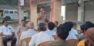 ಜನಸ್ನೇಹಿ ಪೊಲೀಸ್ ವ್ಯವಸ್ಥೆ: ದಾಂಡೇಲಿಯಲ್ಲಿ ಕಾರ್ಮಿಕರ ಸಭೆ