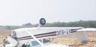 ವಿಜಯಪುರ: ಖಾಸಗಿ ಜೆಟ್ ಪತನ – ಪೈಲಟ್ ಸೇರಿ ಇಬ್ಬರಿಗೆ ಗಾಯ