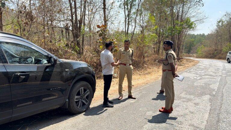 ಕಿತ್ತೂರು ಬಳಿ ಕಾರು ಅಡ್ಡಗಟ್ಟಿ ದರೋಡೆ