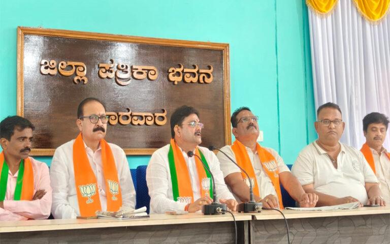 45 ವರ್ಷಗಳ ಕೊಡುಗೆ ಏನು? ದೇಶಪಾಂಡೆಗೆ ಸುನೀಲ್ ಹೆಗಡೆ ಸವಾಲು