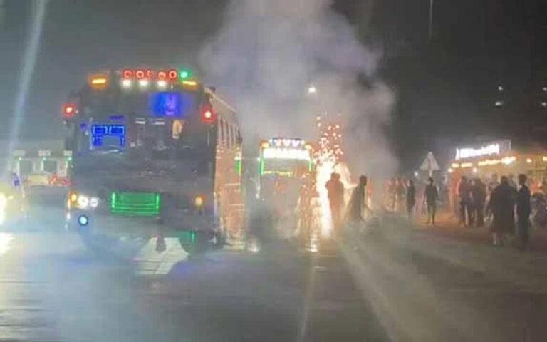 ಕೇರಳದ ಪ್ರವಾಸಿ ವಿದ್ಯಾರ್ಥಿಗಳಿಂದ ಹುಚ್ಚಾಟ: ವಿಡಿಯೋ ವೈರಲ್