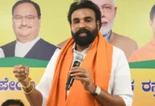 ಬಾಗಲಕೋಟೆ ಜಿದ್ದಾಜಿದ್ದಿ; ಡಬಲ್ ಸ್ಟೀರಿಂಗ್ ಸರ್ಕಾರಕ್ಕೆ ತಕ್ಕ ಪಾಠ ಕಲಿಸಲು ಪಣ ತೊಟ್ಟ ಶ್ರೀರಾಮುಲು