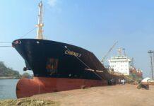 ಯುದ್ಧದ ನಡುವೆ ಕಾರವಾರ ಬಂದರಿಗೆ ಬಂದ ಯುಎಇ ಹಡಗು