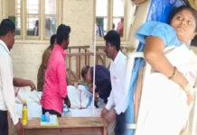 ಕೋಲಾರ: ಸ್ಟ್ರೆಚರ್ ಮೇಲೆಯೇ SSLC ಪರೀಕ್ಷೆ ಬರೆದ ವಿದ್ಯಾರ್ಥಿನಿ