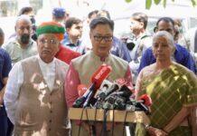 ಚುನಾವಣಾ ಕಣದಲ್ಲಿ ಮಾತಿನ ಸಮರ: ಕಾಂಗ್ರೆಸ್ ವಿರುದ್ಧ ಚುನಾವಣಾ ಆಯೋಗಕ್ಕೆ ಬಿಜೆಪಿ ದೂರು