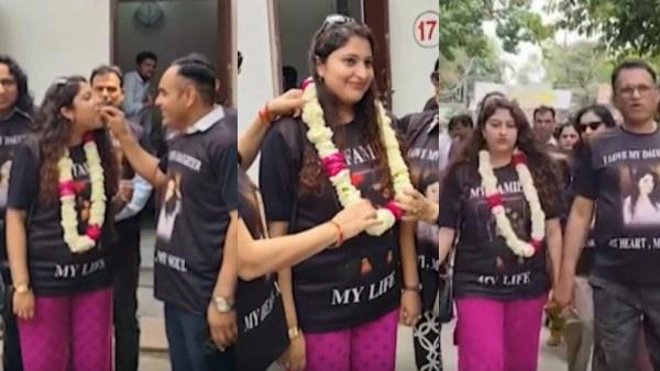 father celebrated his daughter's divorce