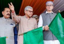 ಜಮ್ಮು–ಶ್ರೀನಗರ ನೇರ ರೈಲು ಸೇವೆ – ವಂದೇ ಭಾರತ್ಗೆ ಹಸಿರು ನಿಶಾನೆ