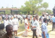 ಪೀಠದಲ್ಲಿ ಲೆಕ್ಕ ವಿವಾದ ತೀವ್ರ: ಸಭೆಗೂ ಮುನ್ನವೇ ಭಕ್ತರ ನಿರ್ಗಮನ