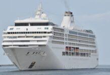 ಮಂಗಳೂರು ಬಂದರಿಗೆ ಬಂದ ಐಷಾರಾಮಿ ಕ್ರೂಸ್ ಹಡಗು