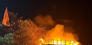 ಸಿಡಿಲು ಬಡಿದು ಮಠಕ್ಕೆ ಬೆಂಕಿ: ದೇವರ ಮೂರ್ತಿಗಳು ಹಾನಿ