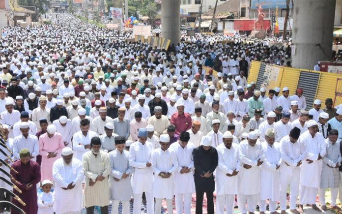 bakrid-celebrations-held-with-religious-fervour-in-hubballi