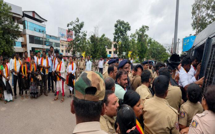 karave-activists-detained-in-udupi-over-black-flag-protest-against-tamil-nadu-cm-vijay-during-kollur-visit