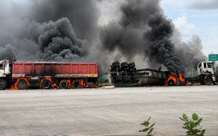lorry-driver-killed-after-truck-collides-with-cement-tanker-near-jajarakal-toll-plaza