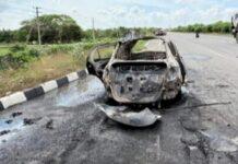 ಪ್ರೇಮ ವೈಫಲ್ಯ: ಚಲಿಸುತ್ತಿದ್ದ ಕಾರಿನಲ್ಲಿ ಸ್ಫೋಟ, ಯುವಕ ಸಜೀವ ದಹನ, ಯುವತಿ ಗಂಭೀರ ಗಾಯ