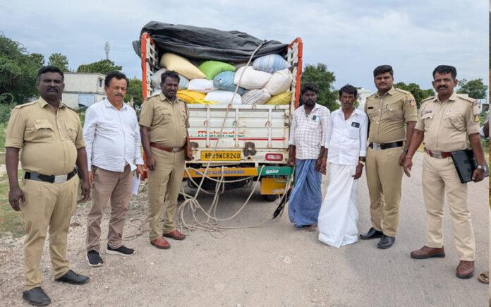Slug (English) ballari-ration-rice-smuggling-bolero-vehicle-seized-hacholli-police