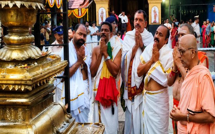 kerala-chief-minister-vd-satheesan-kollur-temple-visit