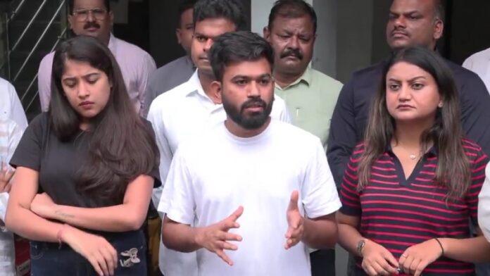 cockroach-janata-party-founder-abhijit-dipke-pressure-group-not-political-party