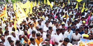 ಸಿದ್ದರಾಮಯ್ಯ ಪ್ರತಿಮೆ ತೆರವು: ಕುರುಬರಿಂದ ಬೃಹತ್ ಪ್ರತಿಭಟನೆ