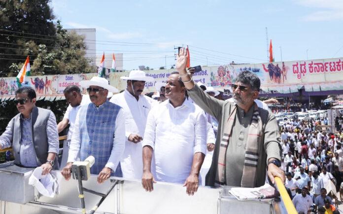 dk-shivakumar-mangaluru-special-cabinet-meeting-ambari-bus-roadshow