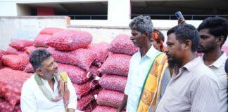 ಸಿಎಂ ಡಿಕೆಶಿ ಸರ್ಪ್ರೈಸ್ ವಿಸಿಟ್: ಯಶವಂತಪುರ ಎಪಿಎಂಸಿಯಲ್ಲಿ ರೈತರು, ವರ್ತಕರ ಅಹವಾಲು ಆಲಿಕೆ