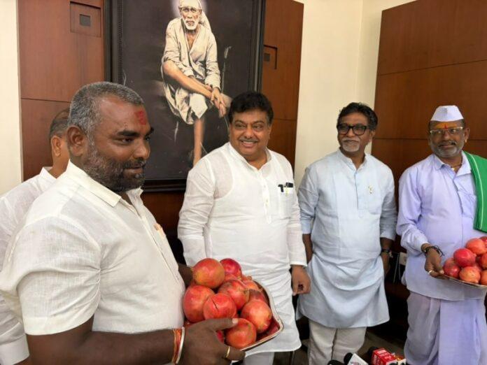 pandu-jadhav-farmer-success-story-mulawad-irrigation