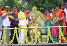 ‘ಬಳ್ಳಾರಿ ಚಲೋ’ ಸಮಾರೋಪಕ್ಕೂ ಮುನ್ನ ವಿವಿಧ ಸಮುದಾಯಗಳ ಮಹನೀಯರಿಗೆ ವಿಜಯೇಂದ್ರ ಗೌರವ