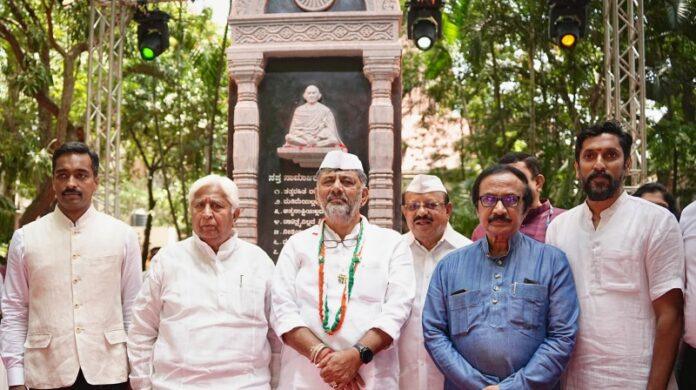 karnataka-first-gandhi-memorial-pillar-bengaluru-gas-college
