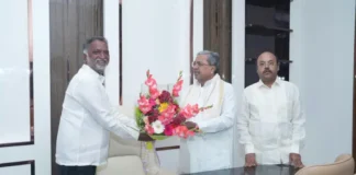 ಸಿದ್ದರಾಮಯ್ಯ ನಿವಾಸಕ್ಕೆ ಸಚಿವ ಕೆ.ಎಸ್. ಬಸವಂತಪ್ಪ ಭೇಟಿ: ಜನರ ಕಣ್ಣೀರು ಒರೆಸಲು ಕಿವಿಮಾತು