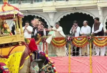 ದಸರಾ ಜಂಬೂಸವಾರಿ: ಪ್ರಶಾಂತ ಆನೆಗೆ ಮೊದಲ ಅಂಬಾರಿ ಗೌರವ, ಡಿಕೆಶಿ ಚಾಲನೆ