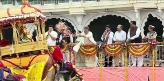 ದಸರಾ ಜಂಬೂಸವಾರಿ: ಪ್ರಶಾಂತ ಆನೆಗೆ ಮೊದಲ ಅಂಬಾರಿ ಗೌರವ, ಡಿಕೆಶಿ ಚಾಲನೆ